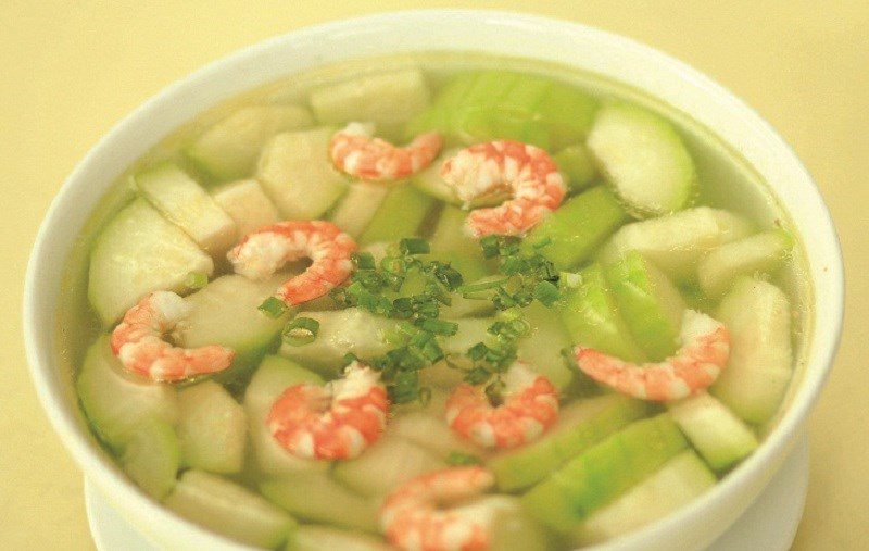 Winter melon soup with shrimp