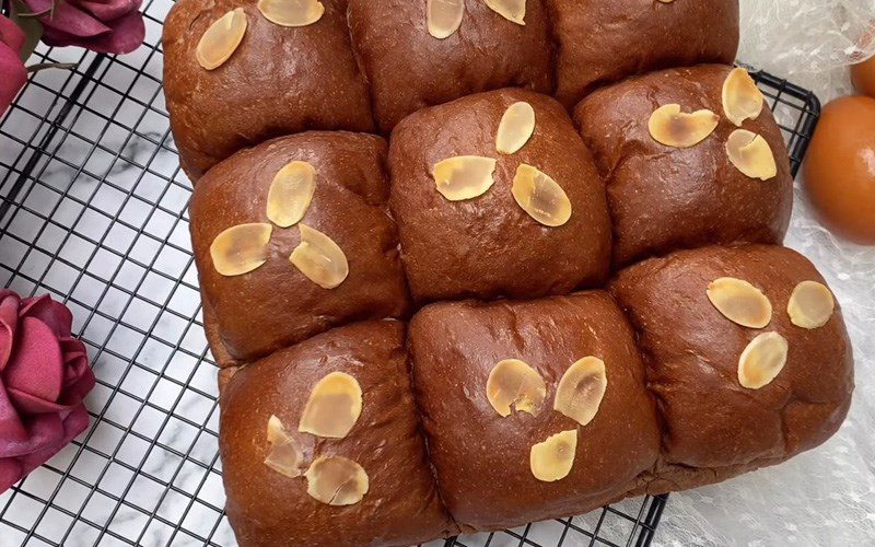 Chocolate bread made with an air fryer