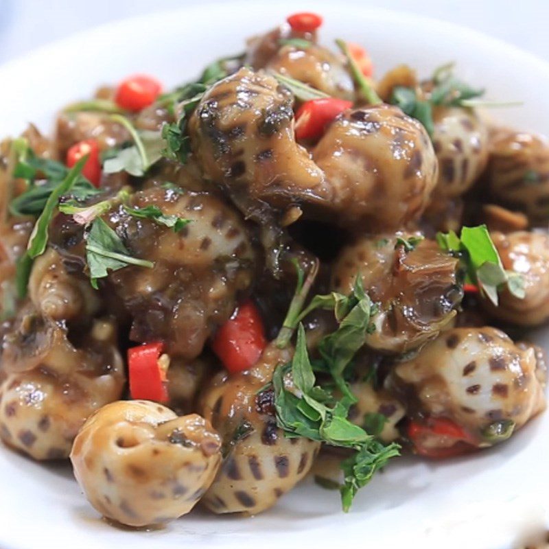 Step 4 Final product Stir-fried sea snails with tamarind sauce