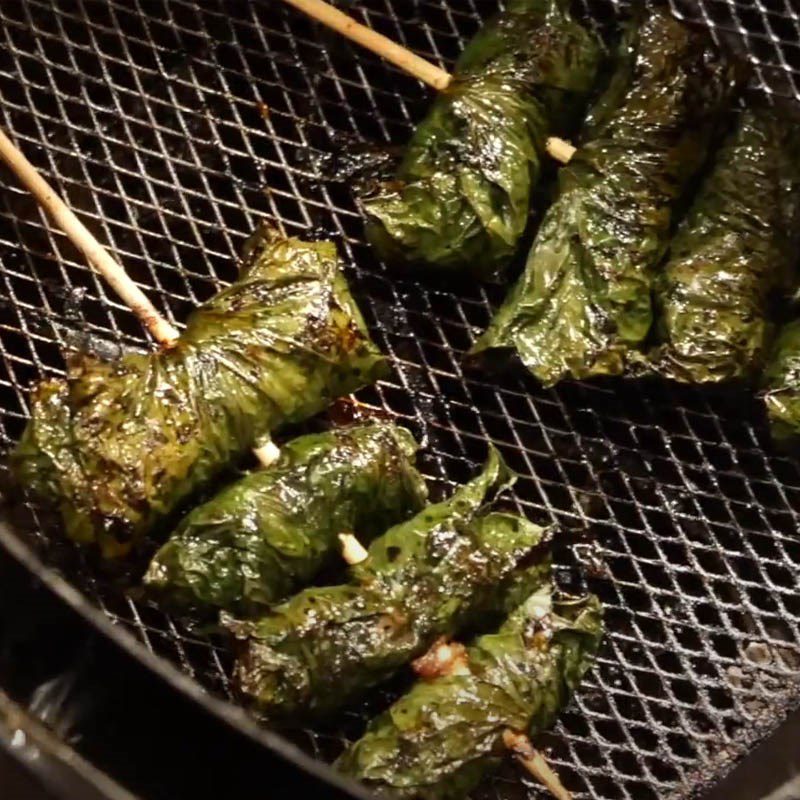 Step 5 Grilling beef with betel leaves using an air fryer