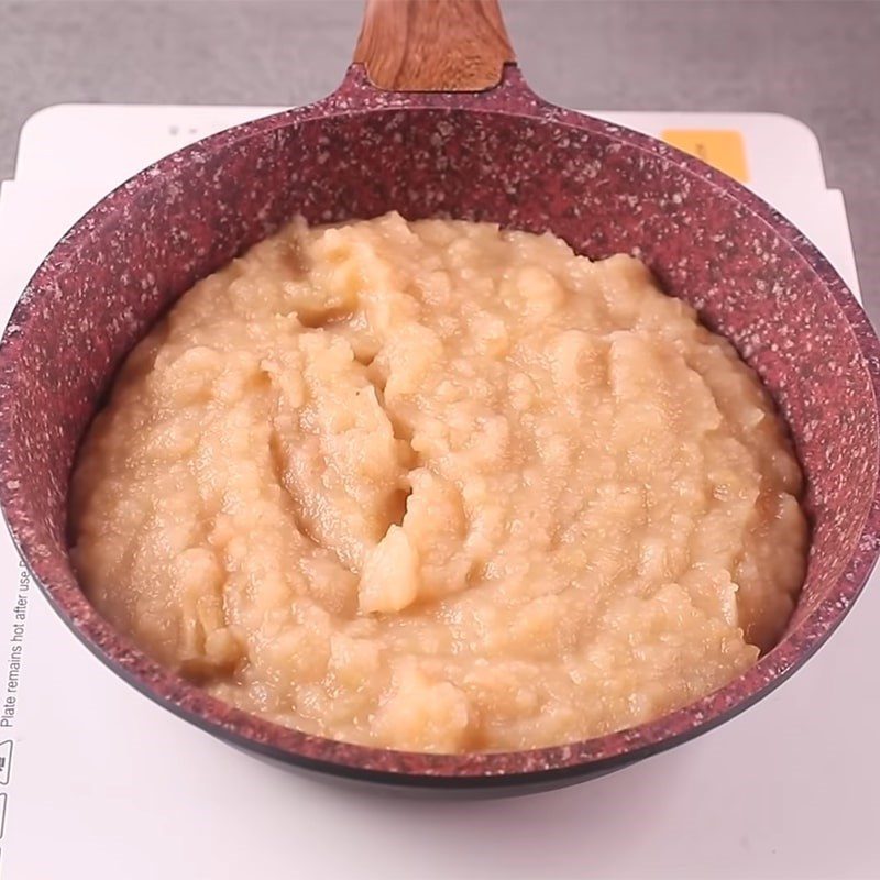 Step 2 Blend the apples and cook with sugar Apple jam