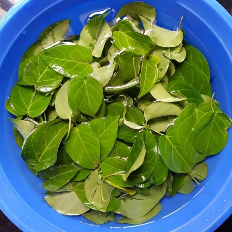 Step 1 Prepare the ingredients for Tilapia soup with sour leaves