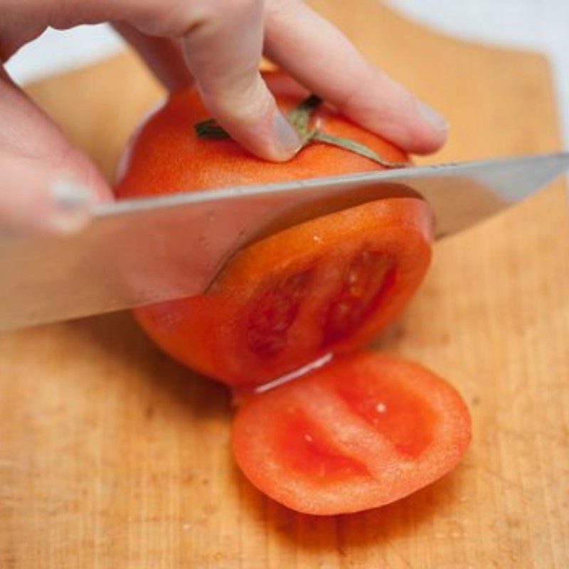 Step 1 Prepare the ingredients for Smoked Salmon Salad with Yogurt Dressing