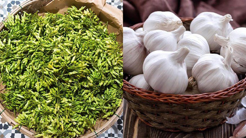 Ingredients for stir-fried morning glory with garlic