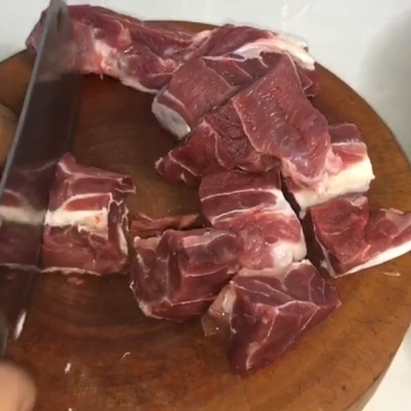 Step 1 Prepare the beef Boiled Beef with Green Pepper