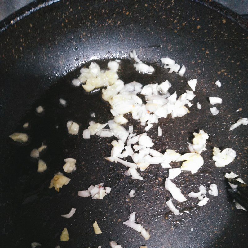 Step 3 Make the tamarind chicken Tamarind chicken sauce