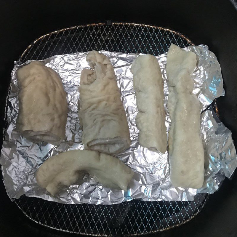 Step 3 Frying Intestines with an Air Fryer Fried Pork Intestines with Fish Sauce