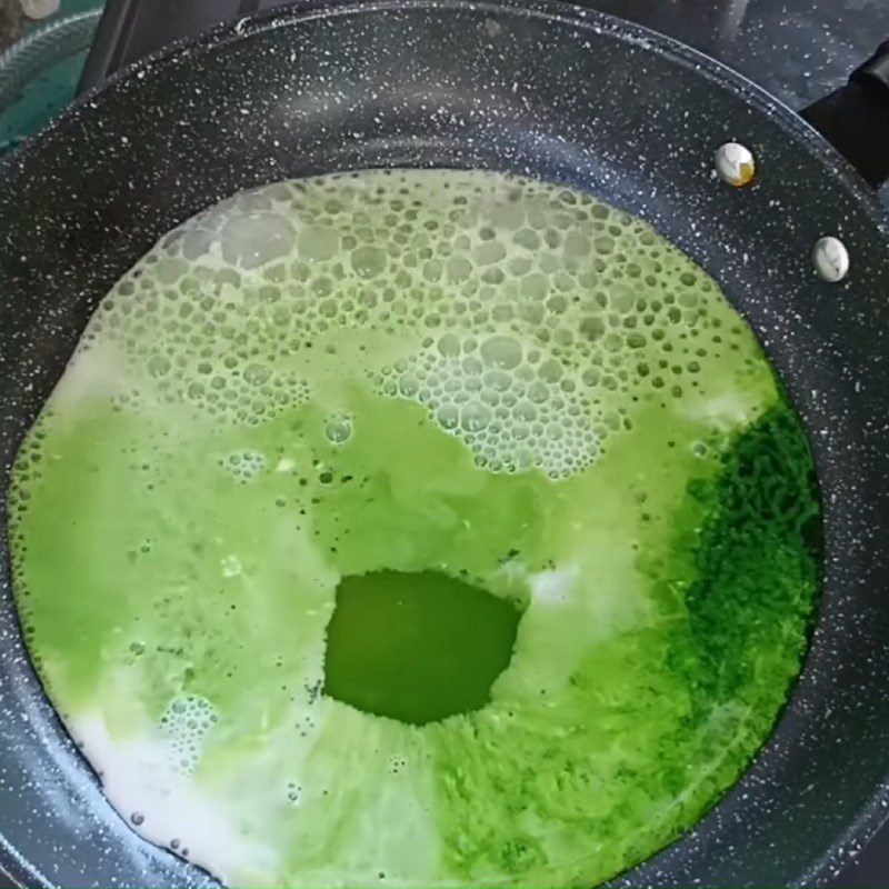 Step 4 Make the green sticky rice Three-color cake