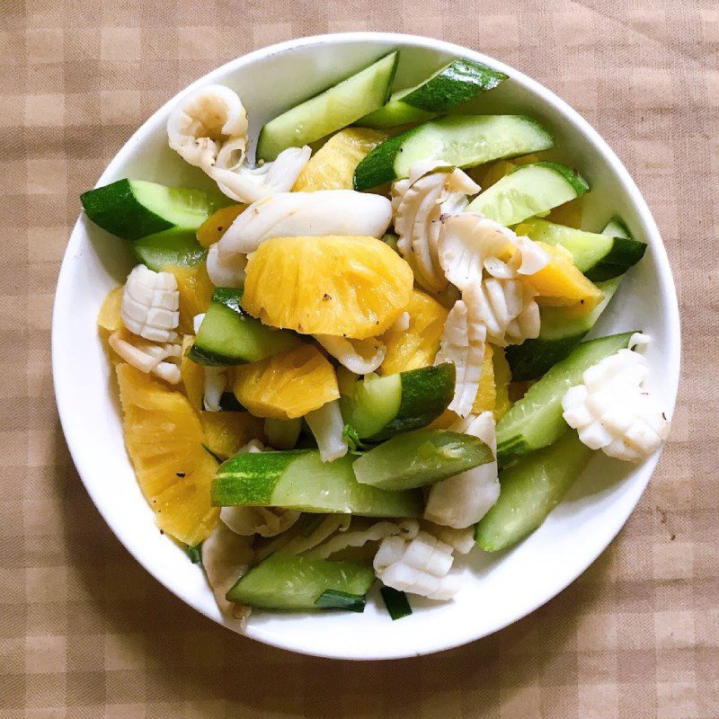 Step 4 Finished Dish Stir-fried Squid with Pineapple and Cucumber