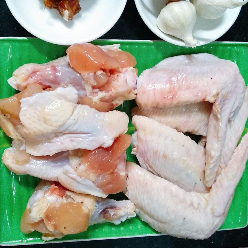 Step 1 Prepare and fry the chicken wings Tamarind Sauce Chicken Wings