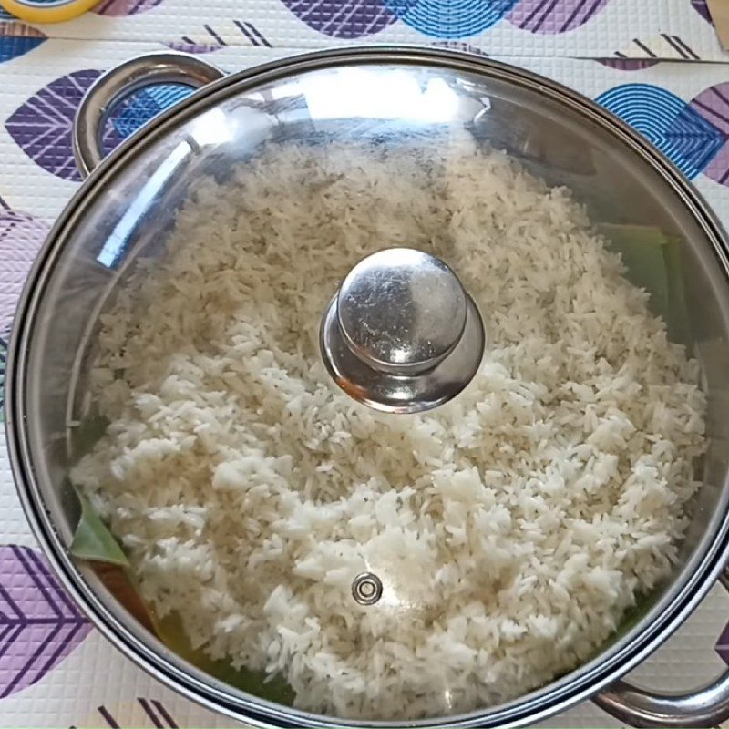 Step 2 Steam the beans and sticky rice for 3-color Bánh tét