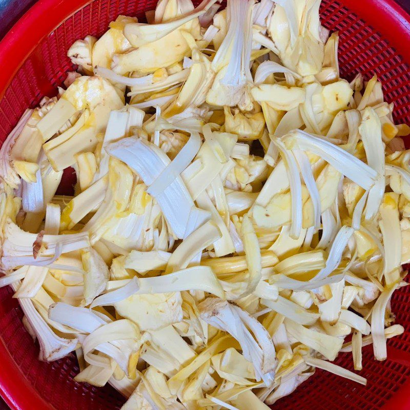 Step 1 Prepare ingredients Jackfruit fiber stir-fried with oil