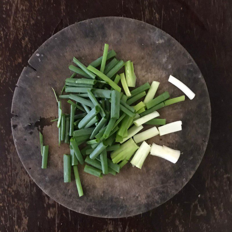 Step 1 Prepare ingredients for banana flower stir-fried frog