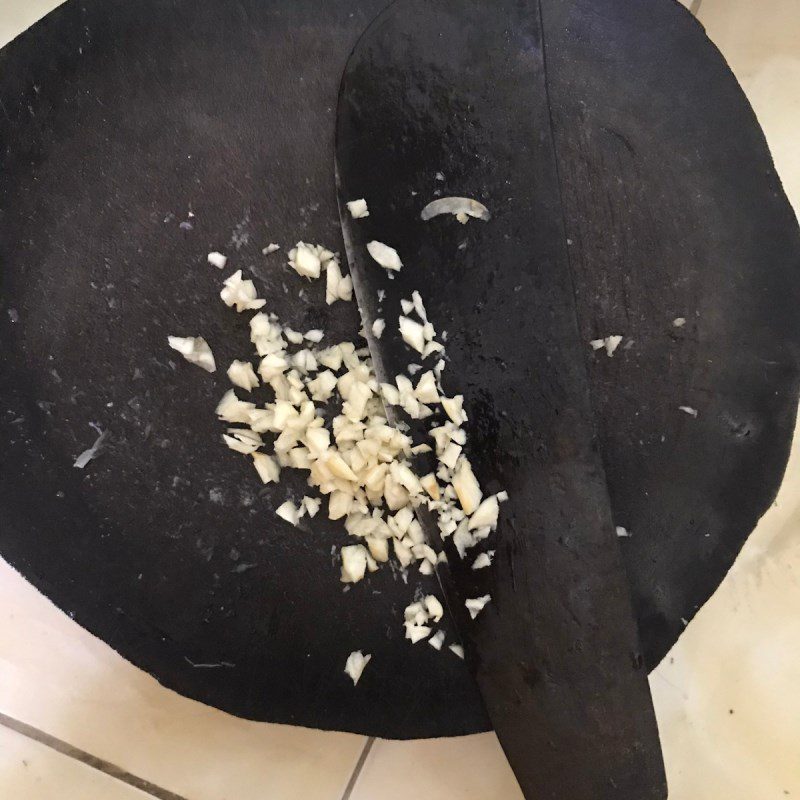 Step 1 Prepare ingredients for banana flower stir-fried frog