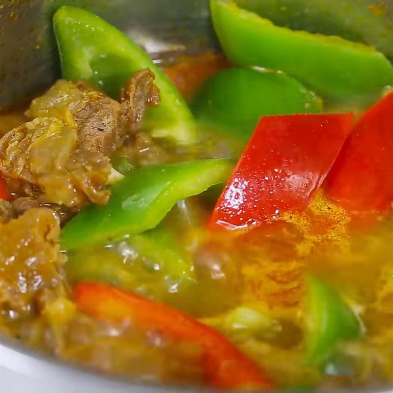 Step 5 Completion Beef tendon curry stew