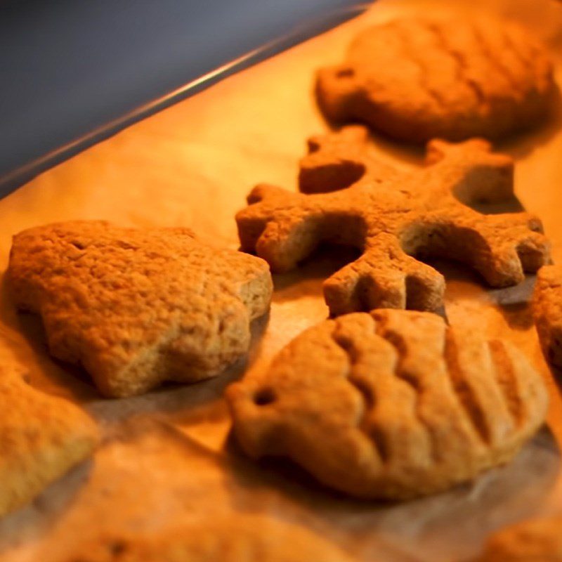 Step 3 Shaping and baking eggless gingerbread cookies