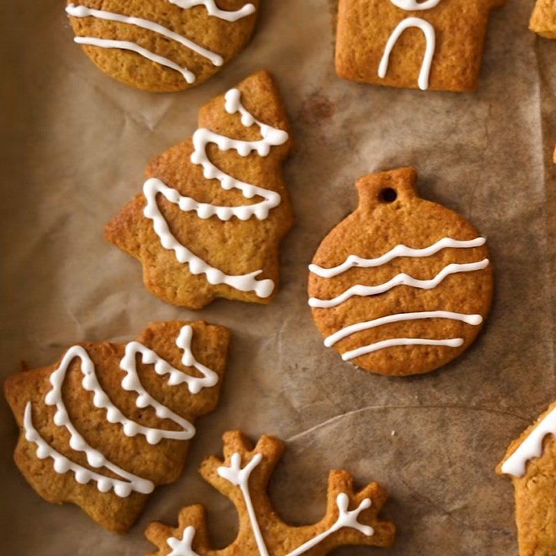 Step 5 Final product of eggless gingerbread cookies