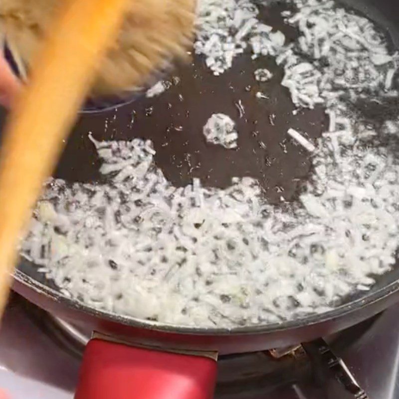 Step 3 Sautéing mushrooms with tofu Mushroom with rice crackers