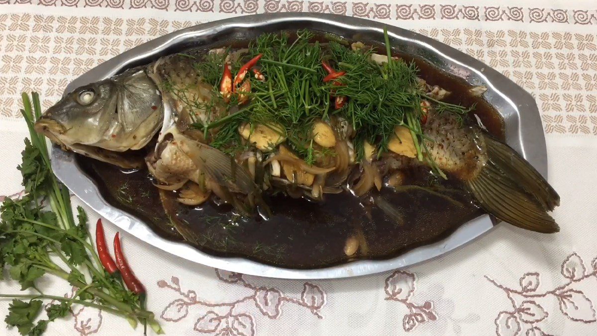 Steamed Carp with Soy Sauce