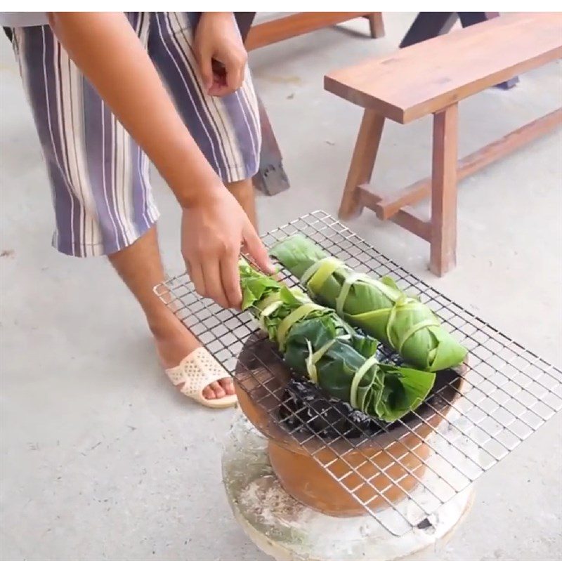 Step 4 Grilling Fish Grilled Mackerel with Banana Leaves