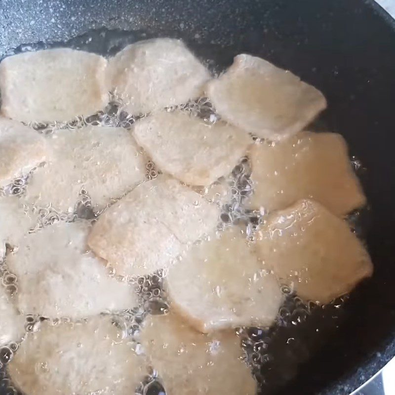 Step 1 Prepare the ingredients for Stir-fried Vermicelli with Vegetarian Pork