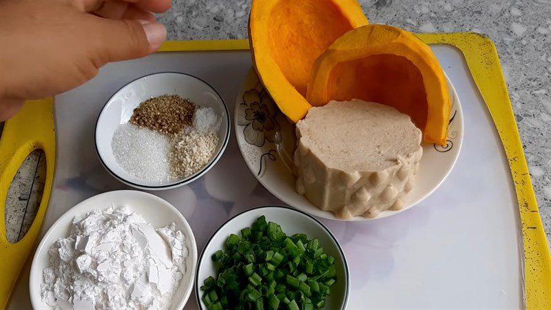 Ingredients for the dish with 2 ways to make vegetarian shrimp balls and vegetarian meatballs