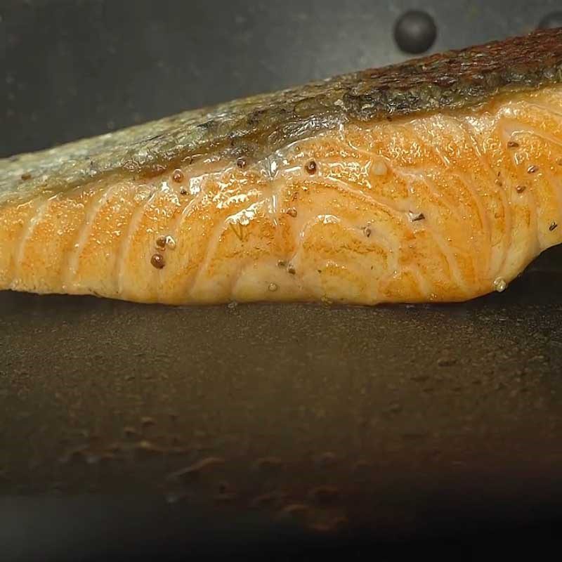 Step 5 Seared salmon Salmon with creamy sauce