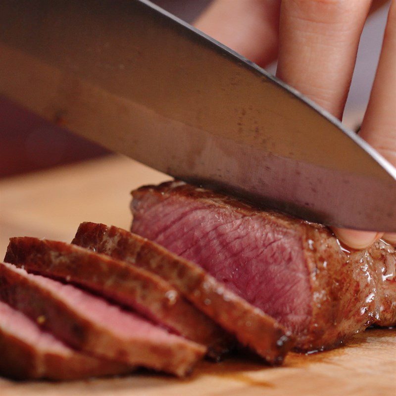 Step 2 Pan-Seared Tenderloin Seaweed Beef Rice