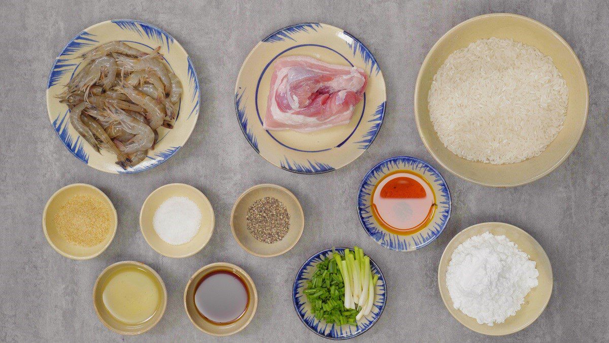 Ingredients for the dish of bánh bèo chén with shrimp and pork made from rice