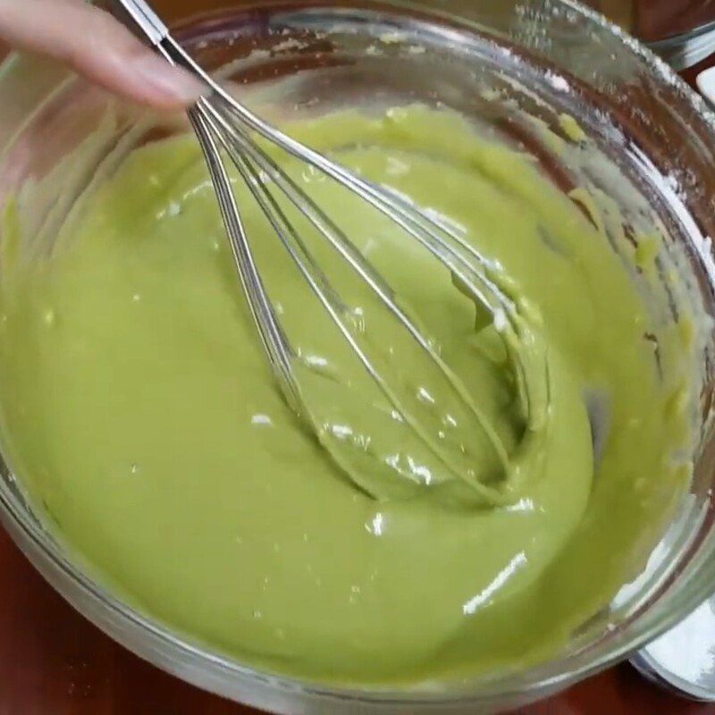 Step 3 Mixing green tea cake batter Green tea flan cake