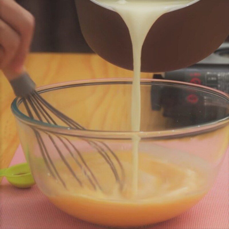 Step 2 Mix the milk mixture Green Tea Flan Cake