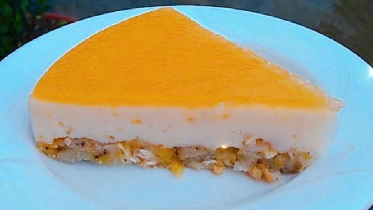 Orange cheesecake with gelatin