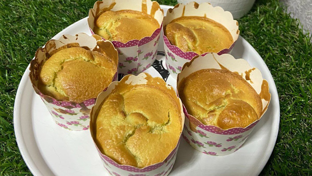 Pandan leaf cupcake