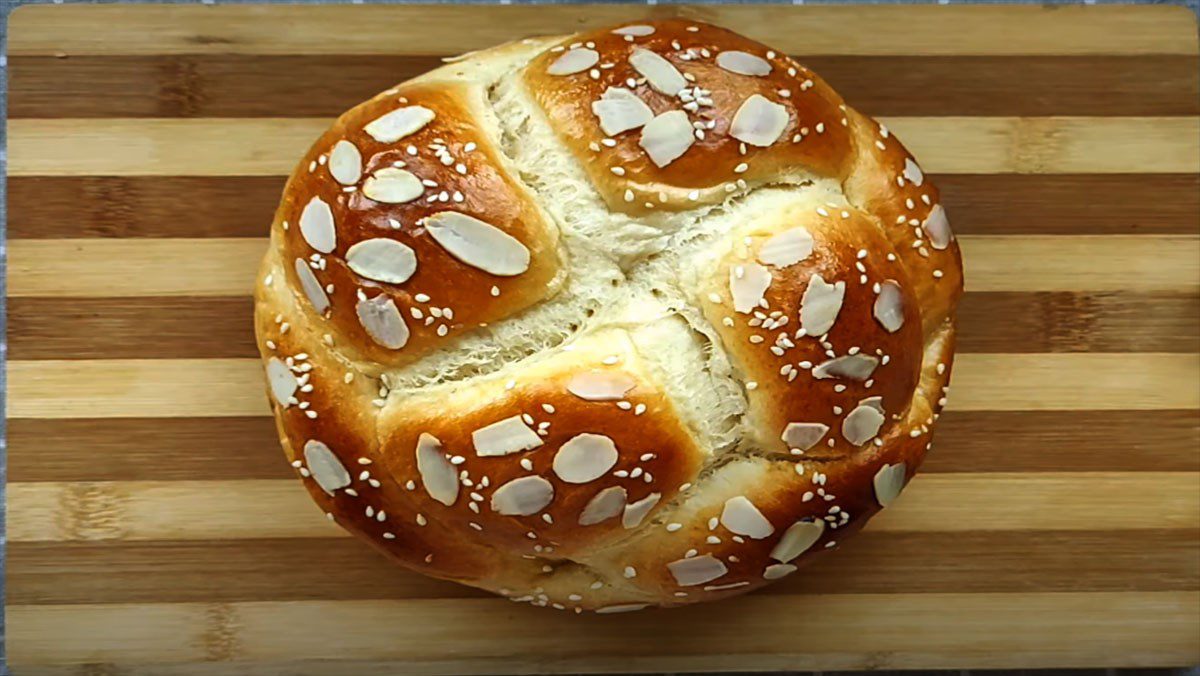 Cake flower bread