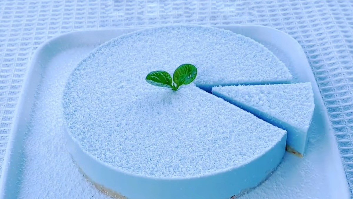 Butterfly Pea Flower Mousse Cake