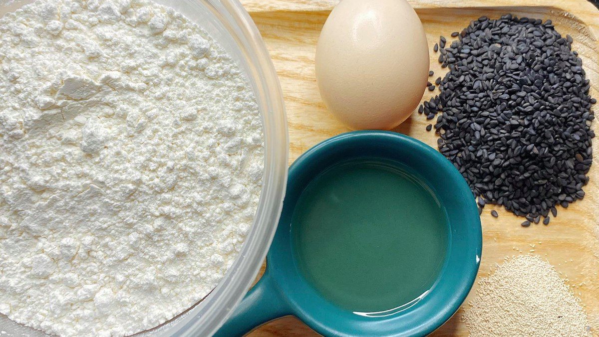 Ingredients for black sesame cookie using air fryer