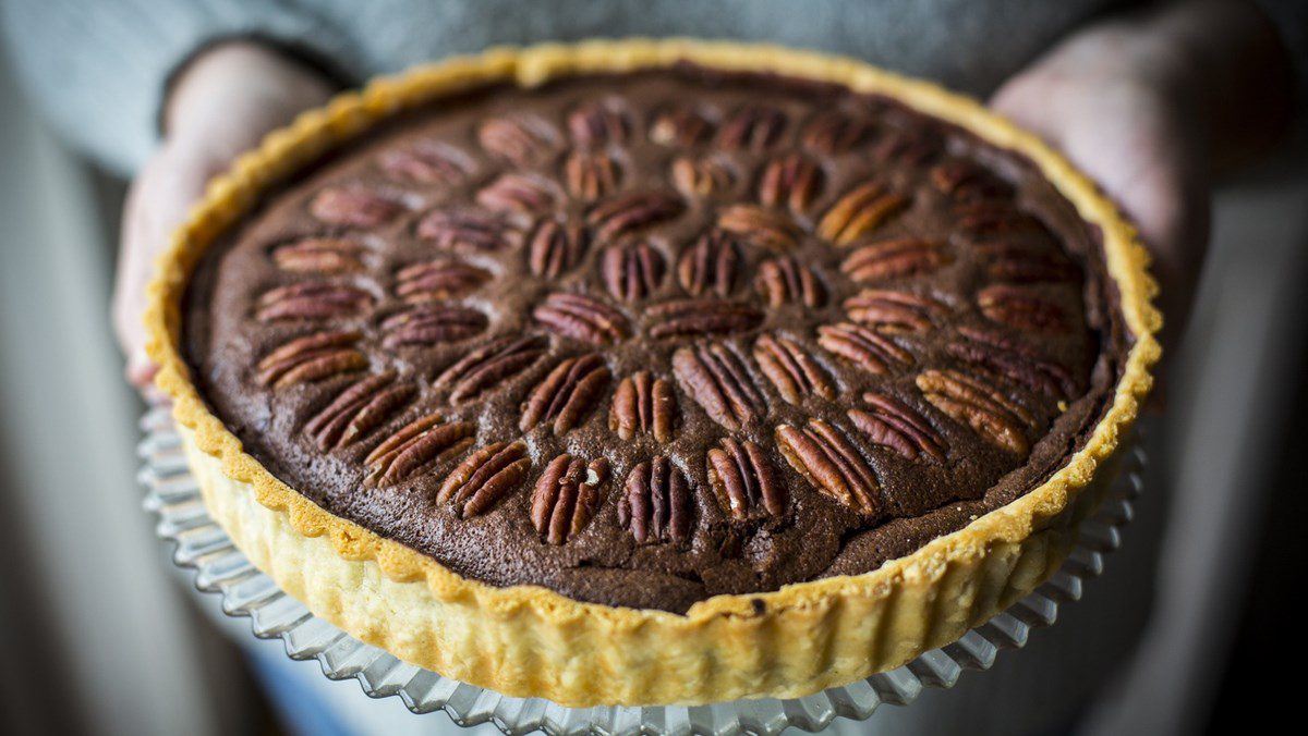 Chocolate Pecan Pie