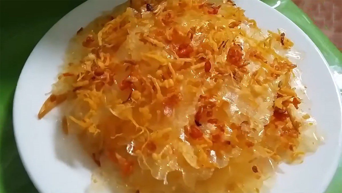 Rice paper with dried shrimp floss