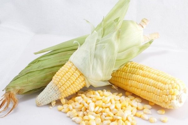 Step 2 Extract corn kernels Sticky corn with coconut milk