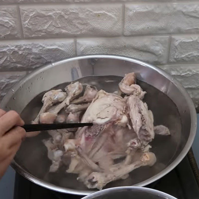 Step 1 Prepare chicken bones and cook the broth for Crab Mushroom Soup