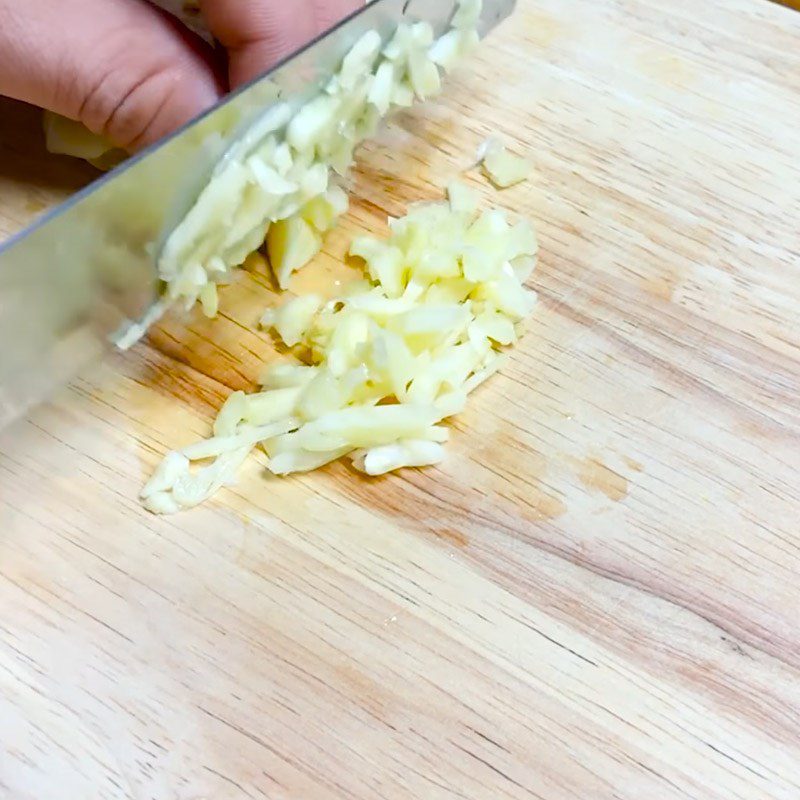 Step 1 Prepare the ingredients for Stir-fried Winter Melon with Garlic