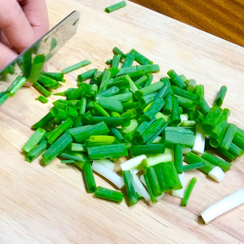 Step 1 Prepare the ingredients for Stir-fried Winter Melon with Garlic