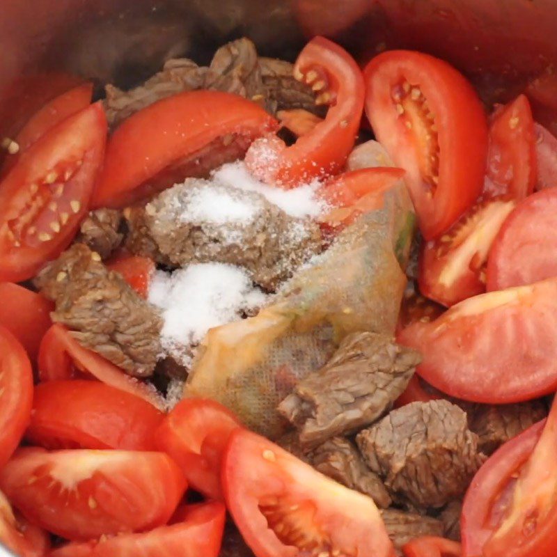 Step 5 Stew the beef with tomatoes Tomato Stewed Beef