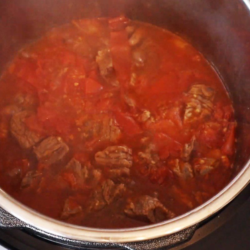 Step 5 Stew the beef with tomatoes Tomato Stewed Beef