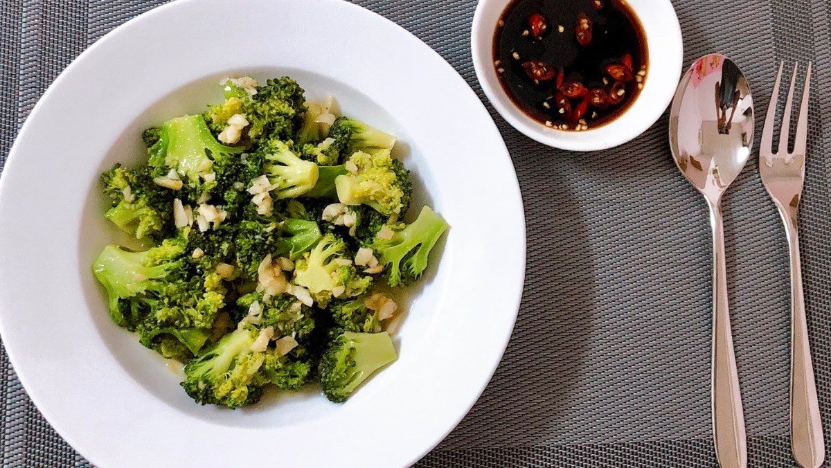 Garlic Stir-fried Broccoli