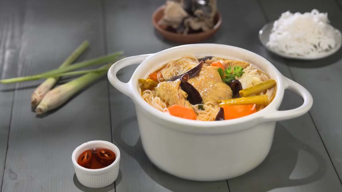 Lemongrass Chicken Noodle