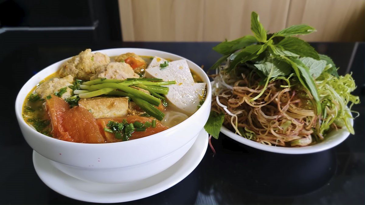 Bún riêu tôm khô