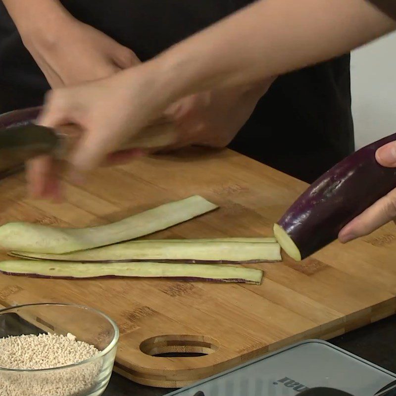 Step 1 Preparation of ingredients for Vegetarian Baked Eggplant using an air fryer