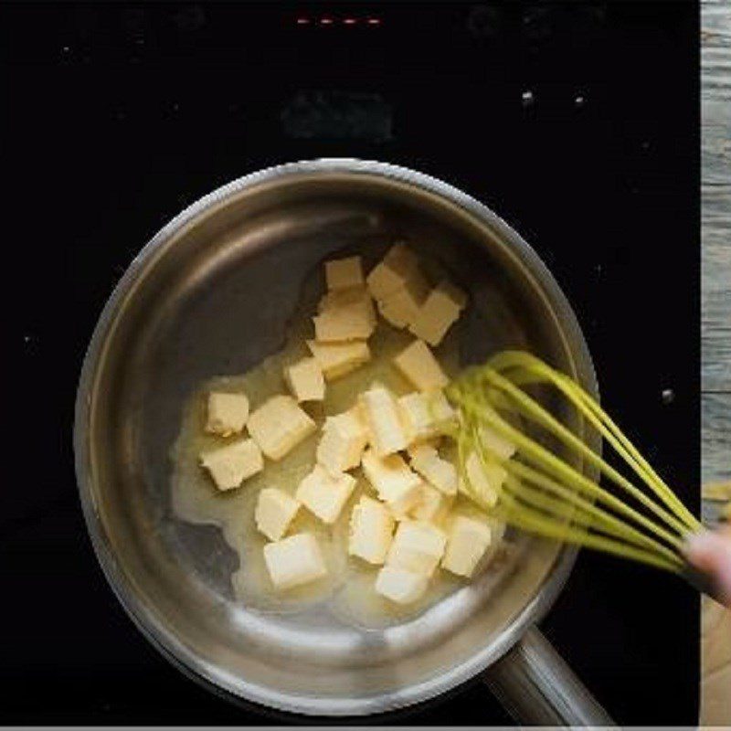 Step 2 Cook the butter mixture French-style cheese baked potatoes - Potatoes gratin