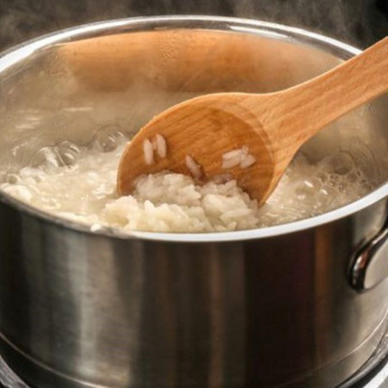 Step 3 Lower the Temperature Cooking Delicious Fragrant Sticky Rice with an Induction Cooker